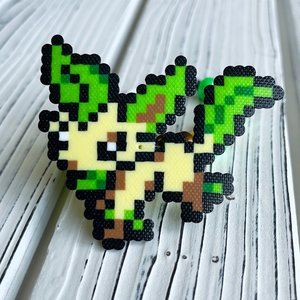 Leafeon Pokémon Perler Bracelet